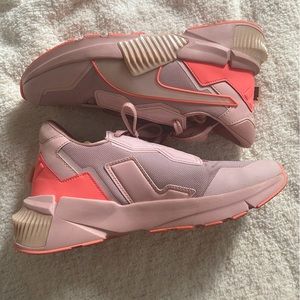 Puma lifestyle sneakers, size 7, pink and peach colorway